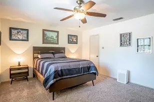 2410 S Graham Dr, Arlington, TX 76013 - Photo 28