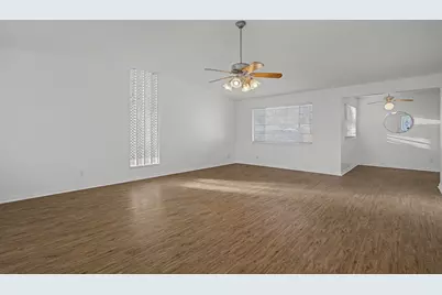 726 Silverstone Drive, Richardson, TX 75080 - Photo 6