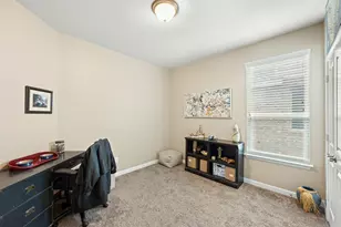 916 Falcon Rd, Argyle, TX 76226 - Photo 10