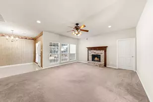 1501 Mountain Laurel Ln, DeSoto, TX 75115 - Photo 6