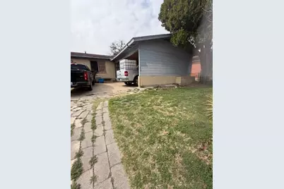 3927 Fortune Lane, Dallas, TX 75216 - Photo 2