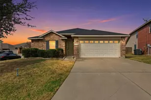 1613 Grassy View Dr, Fort Worth, TX 76177 - Photo 1