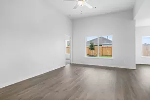 9529 Teton Vis Dr, Fort Worth, TX 76140 - Photo 4