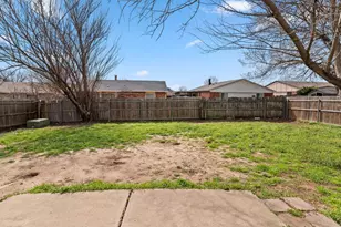 7573 Big Leaf Ln, Fort Worth, TX 76137 - Photo 32