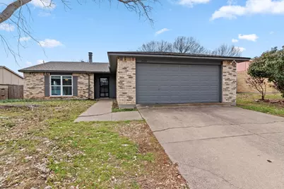 7573 Bigleaf Lane, Fort Worth, TX 76137 - Photo 2