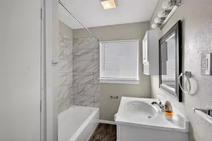 701 Harrison Ln, Hurst, TX 76053 - Photo 6