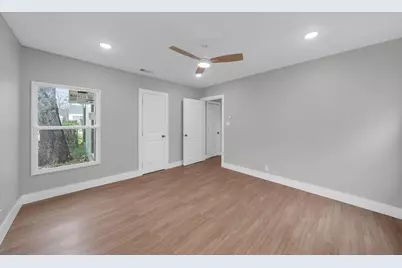 812 E Robert Street, Fort Worth, TX 76104 - Photo 20