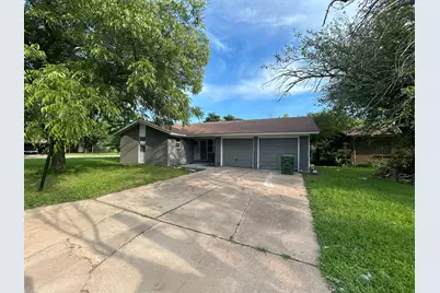 2806 Sharon Drive, Mineral Wells, TX 76067 - Photo 14