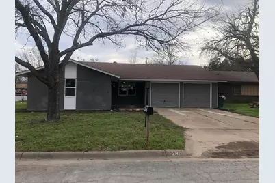 2806 Sharon Drive, Mineral Wells, TX 76067 - Photo 1