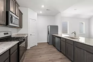 1533 Harvester Dr, Fort Worth, TX 76140 - Photo 2