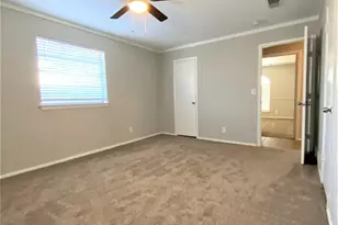 7312 Marlborough Dr W, Fort Worth, TX 76134 - Photo 10