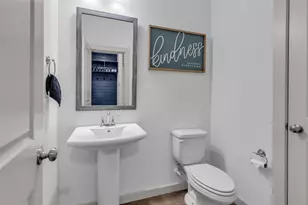 682 Claire Ln, Lewisville, TX 75067 - Photo 16