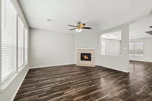 7505 Cresswell Dr, Arlington, TX 76001 - Photo 6