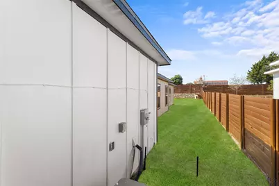 3877 Sam Circle, Dallas, TX 75233 - Photo 24