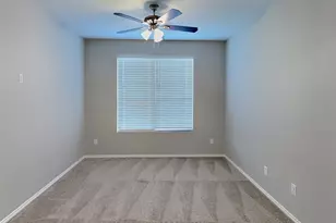 215 Saddlebrook Ln, Waxahachie, TX 75165 - Photo 4