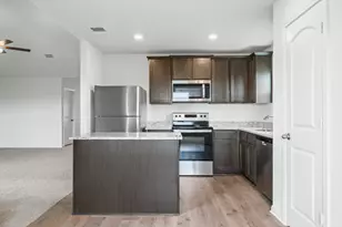 1348 Bullnose Wy, Fort Worth, TX 76131 - Photo 2