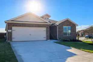 5400 Gold Pond Dr, Fort Worth, TX 76179 - Photo 2