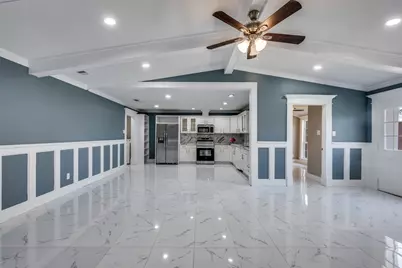 2403 Vassar Court, Arlington, TX 76015 - Photo 4