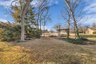 805 Evelyn Dr, Lorena, TX 76655 - Photo 34