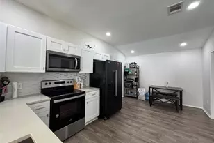 4372 Onyx Dr, Carrollton, TX 75010 - Photo 10