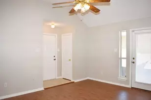 752 Stribling Cir, Azle, TX 76020 - Photo 2