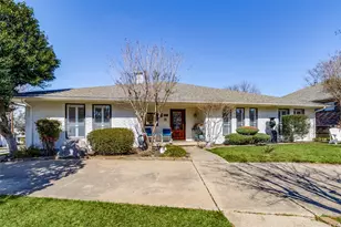 8721 Lacrosse Dr, Dallas, TX 75231 - Photo 2