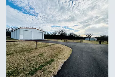 4895 Meadow Breeze Court, Fort Worth, TX 76140 - Photo 22