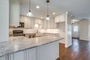 1219 John Reagan St, Benbrook, TX 76126 - Photo 16