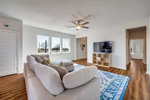 355 Little Elm Creek Rd, Gunter, TX 75058 - Photo 8