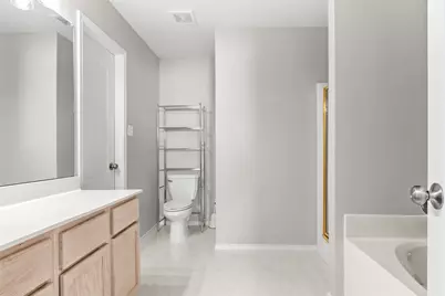 2039 Diamond Ridge Drive, Carrollton, TX 75010 - Photo 18