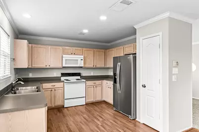 2039 Diamond Ridge Drive, Carrollton, TX 75010 - Photo 10