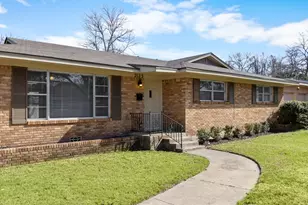 2125 Hermanson Dr, Waco, TX 76710 - Photo 2