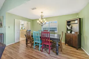 202 Springridge Ln, Euless, TX 76039 - Photo 12