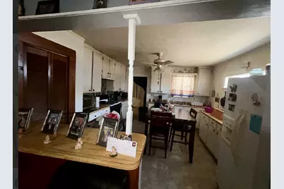 1515 W 9th Avenue, Corsicana, TX 75110 - Photo 14