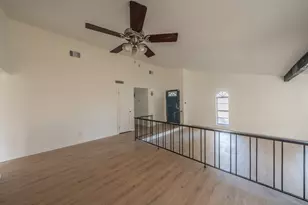 3405 Brook Ln, Grand Prairie, TX 75052 - Photo 6