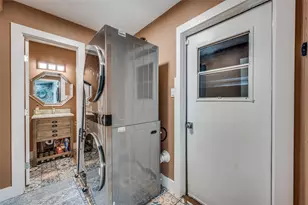 3245 Latham Dr, Dallas, TX 75229 - Photo 22