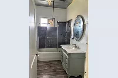 423 E Navasota Street, Groesbeck, TX 76642 - Photo 16