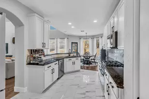 9733 Delmonico Dr, Fort Worth, TX 76244 - Photo 6