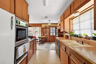 6615 Ridgemont Drive, Dallas, TX 75214 - Photo 14