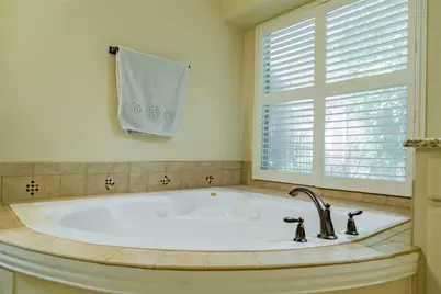 814 Doral Drive, Mansfield, TX 76063 - Photo 16