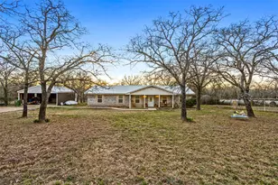 241 Co Rd 3689, Paradise, TX 76073 - Photo 2