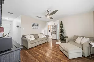 4201 Redstone Rd, Denton, TX 76209 - Photo 2