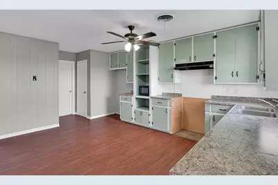 201 Old Steinbeck Road, Waco, TX 76708 - Photo 6