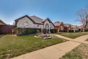 2806 St Croix Ave, Lancaster, TX 75146 - Photo 2