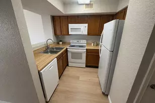 9801 Walnut St, Dallas, TX 75243 - Photo 4