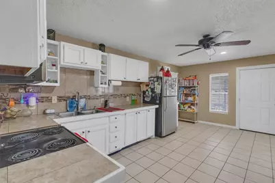 8931 Winterset Avenue, Dallas, TX 75232 - Photo 12