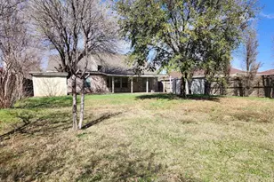 2115 Dove, Grand Prairie, TX 75052 - Photo 14