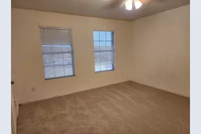 2115 Dove, Grand Prairie, TX 75052 - Photo 10