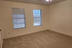 2115 Dove, Grand Prairie, TX 75052 - Photo 10