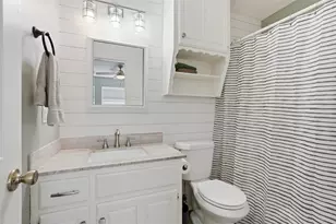 1337 S 11th St, Waco, TX 76706 - Photo 12